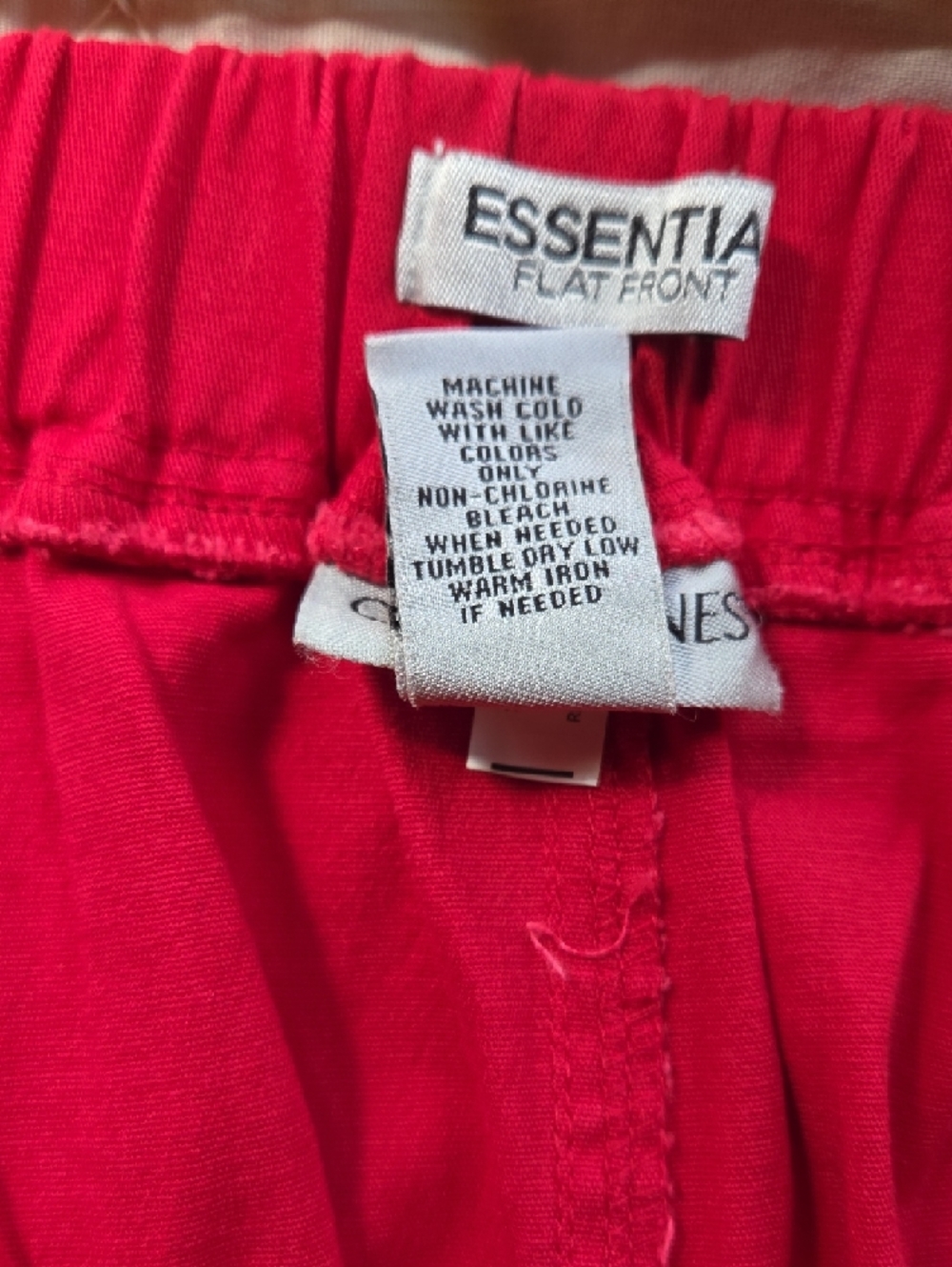 Catherines Red Capris with Eyelet Hem Detail 4X - Picture 8 of 9